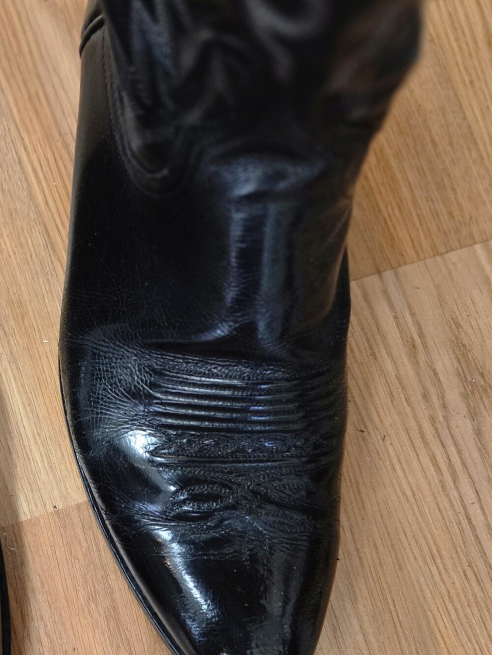 Men's TONY LAMA 2993  Black P Leather Boots Size 12
